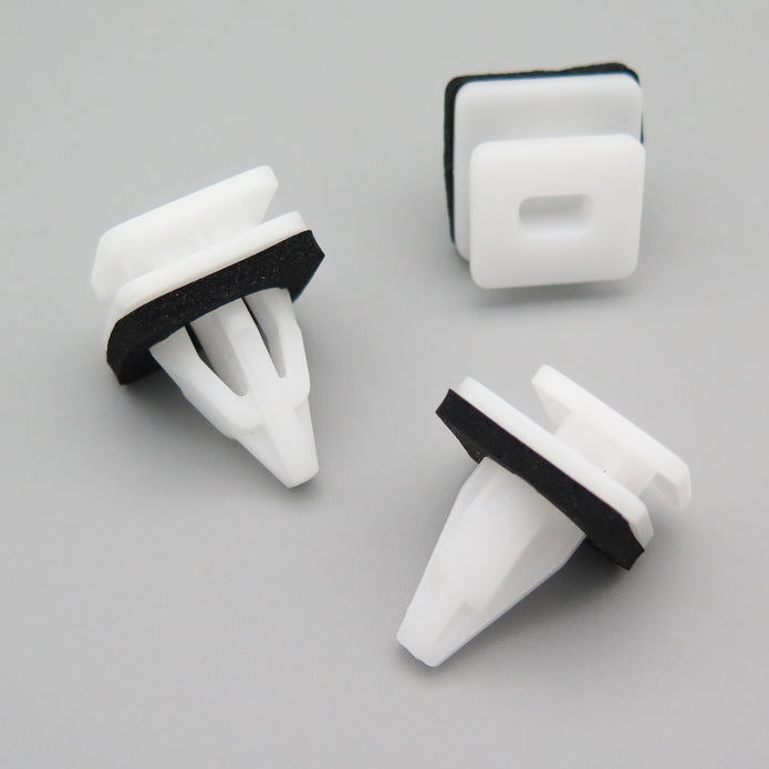 Plastic Trim & Moulding Clip, Sideskirts & Sill Mouldings