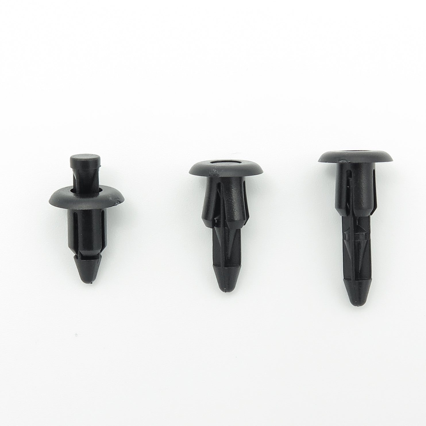 Push Fit Plastic Rivet, 6mm Hole, Black - image 3