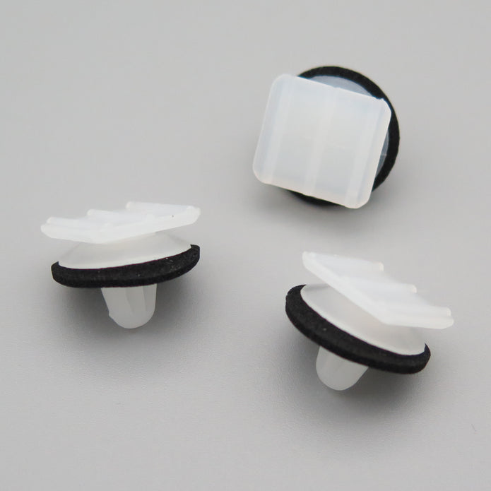 Plastic Trim & Moulding Clip, White with Washer