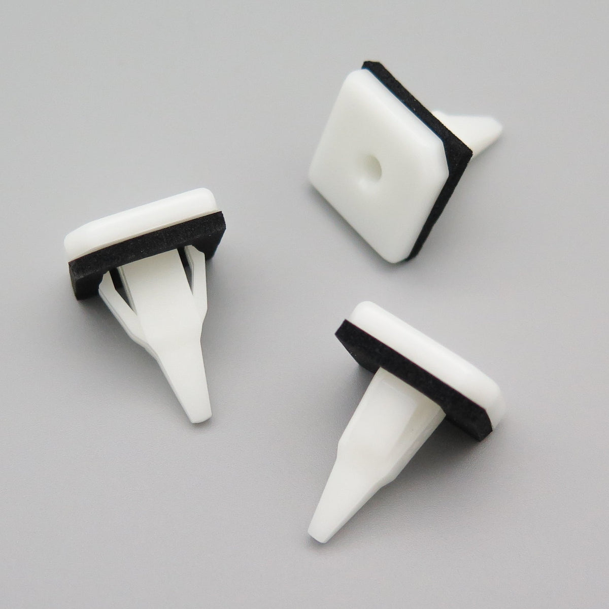 Plastic Fastener, Sill Mouldings & Sideskirts, White