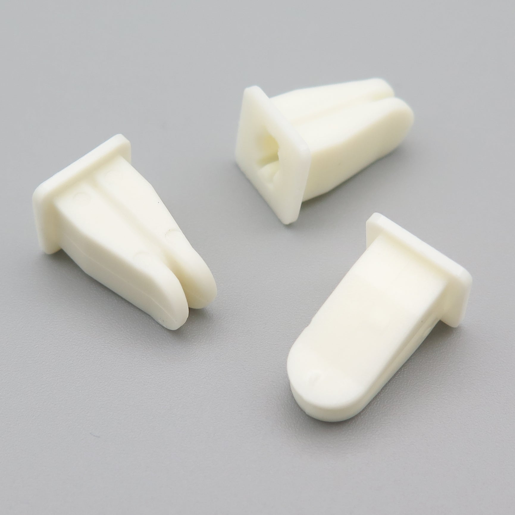 Screw Grommet, White