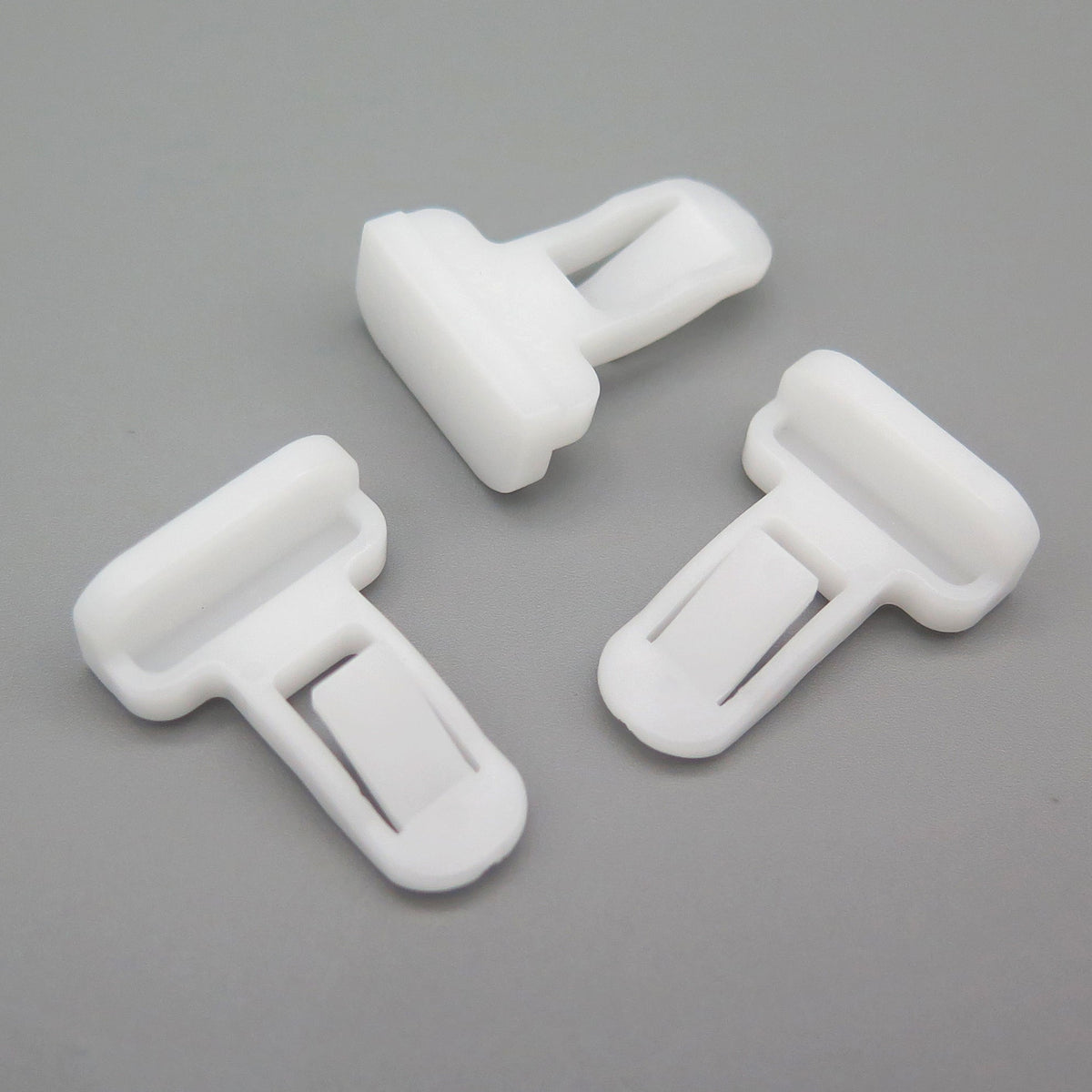 Trim Retaining Clip, White