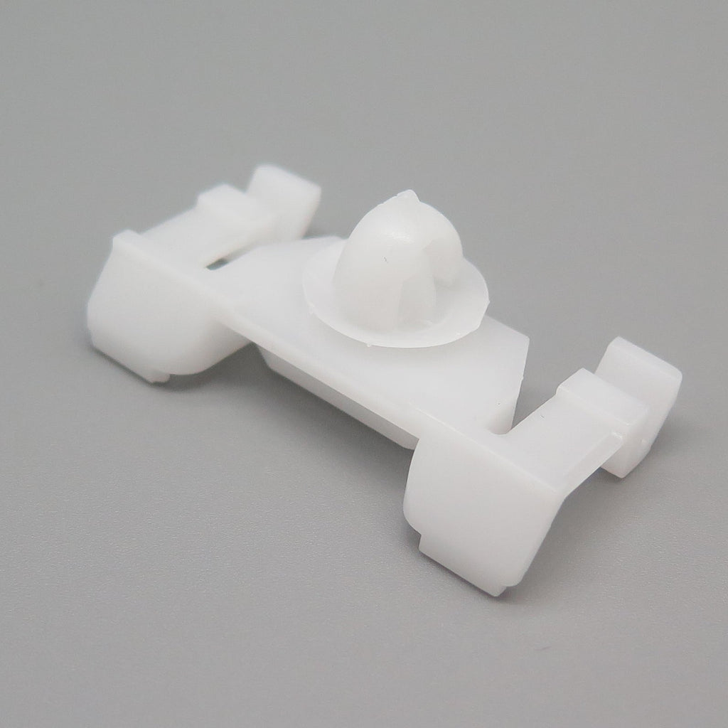 Body Moulding Retaining Clip, White - image 3