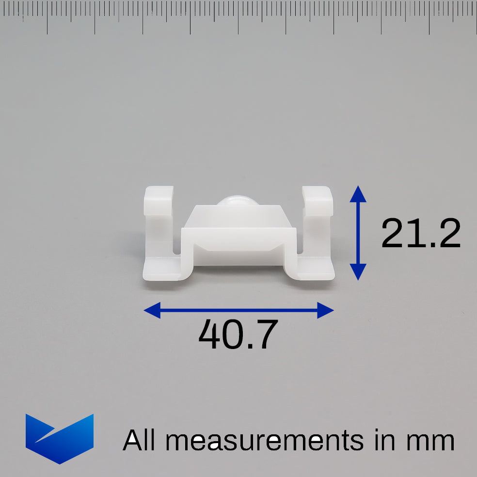 Body Moulding Retaining Clip, White - image 2