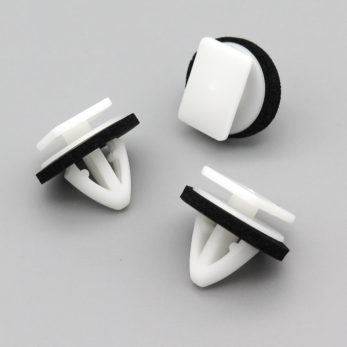 Moulding Trim Clip, White with Washer