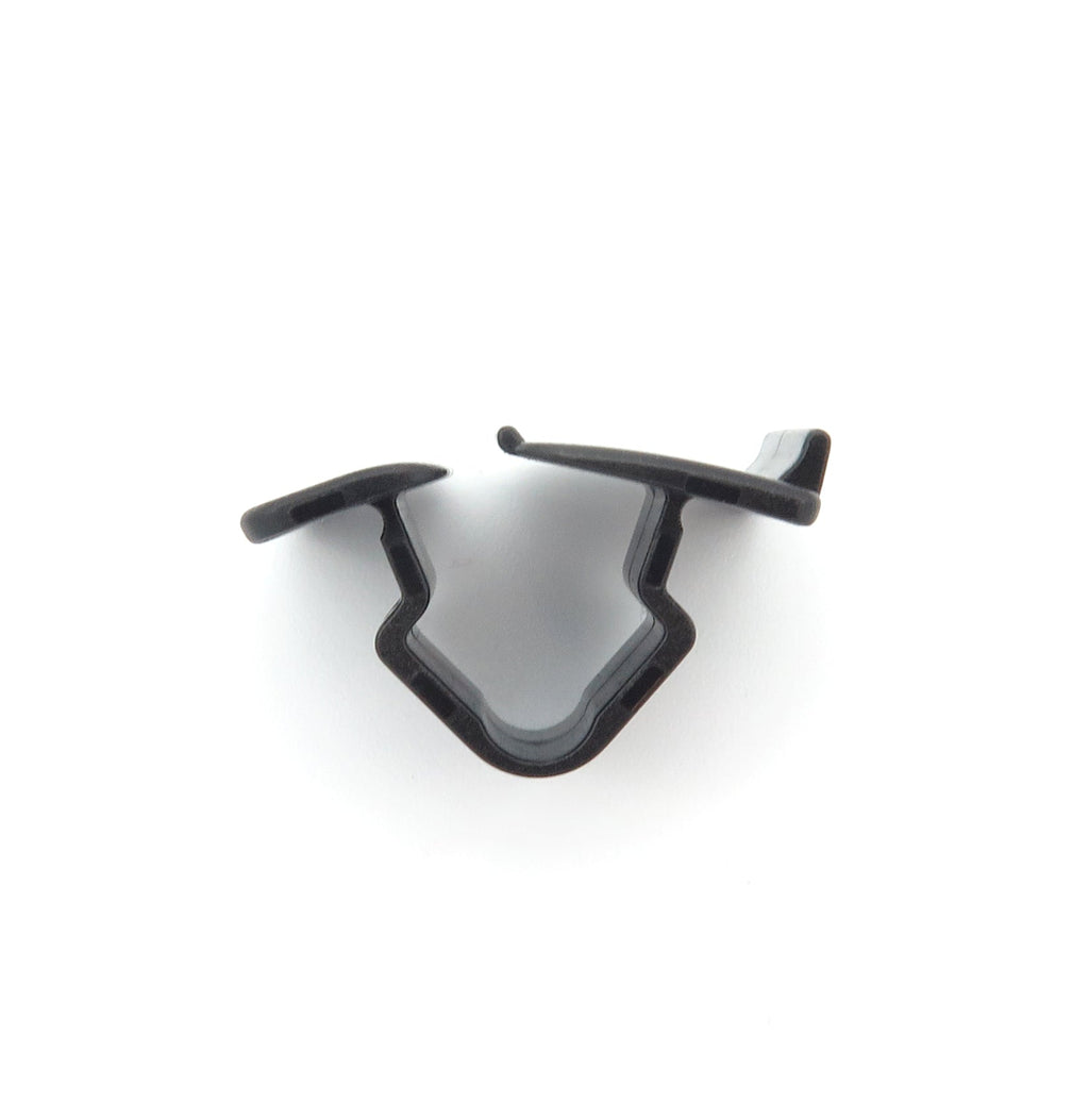 Bonnet Insulation Clip - image 2
