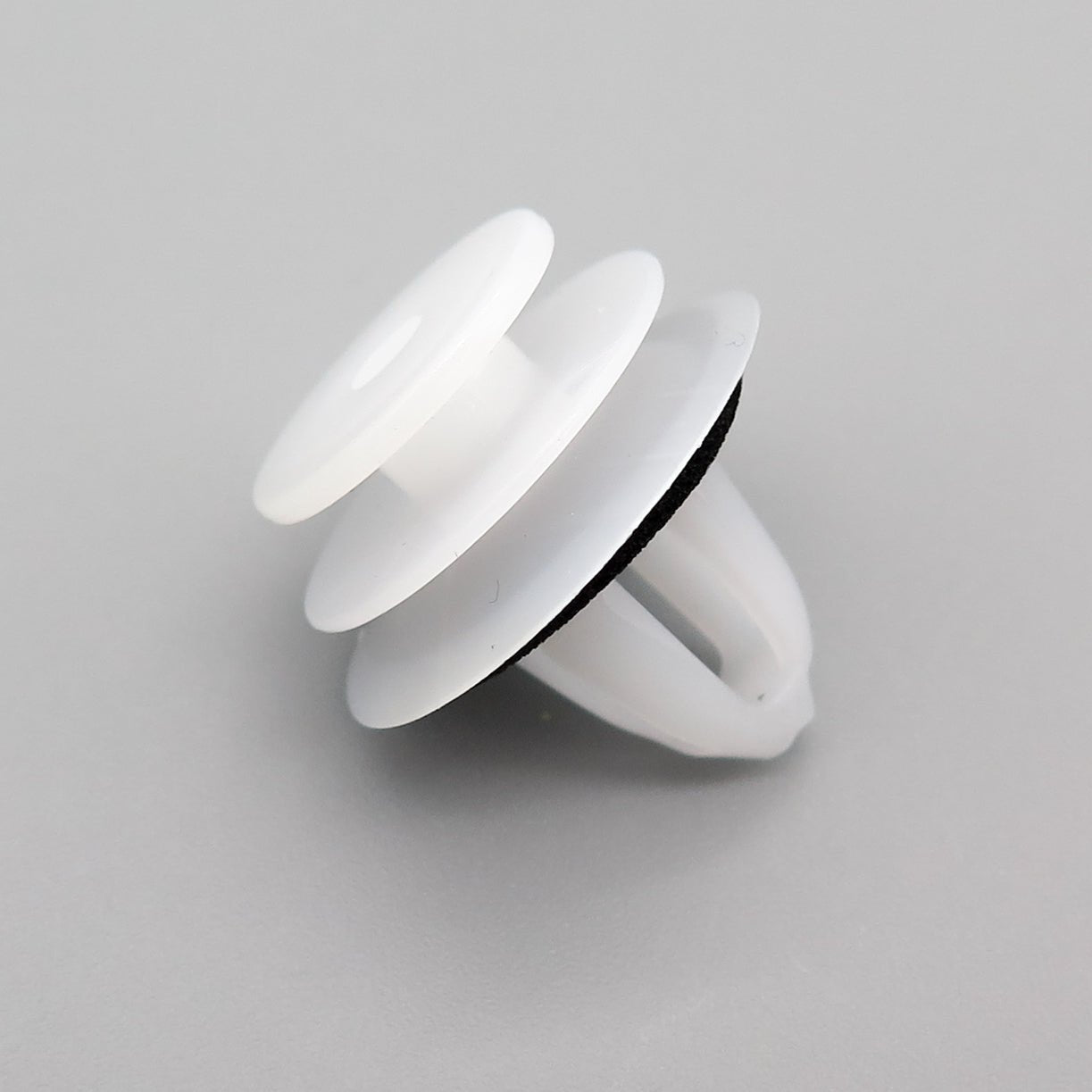 Trim Moulding Clip, White with Washer - image 3