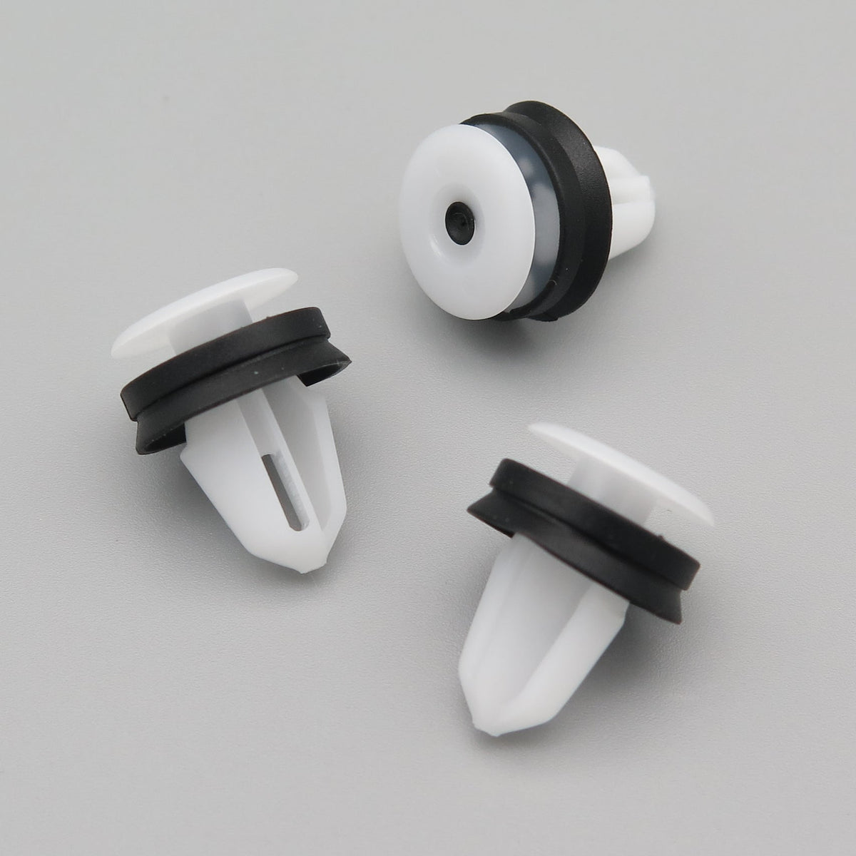 Exterior Moulding Trim Clip with Rubber Seal