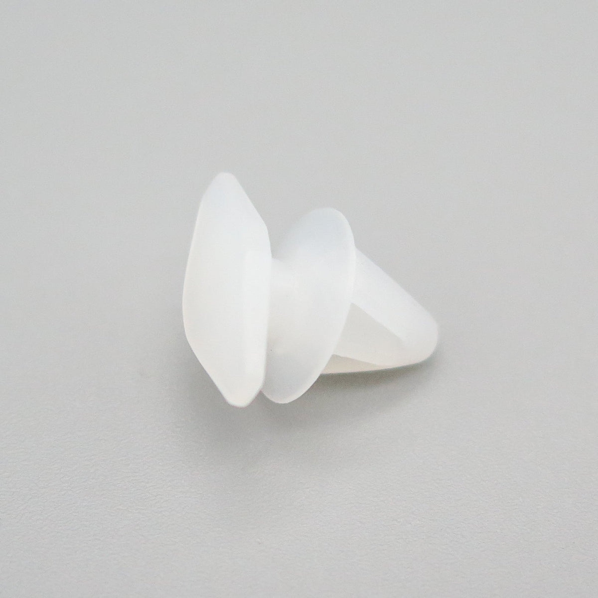 Weatherstrip Retainer Clip - image 3