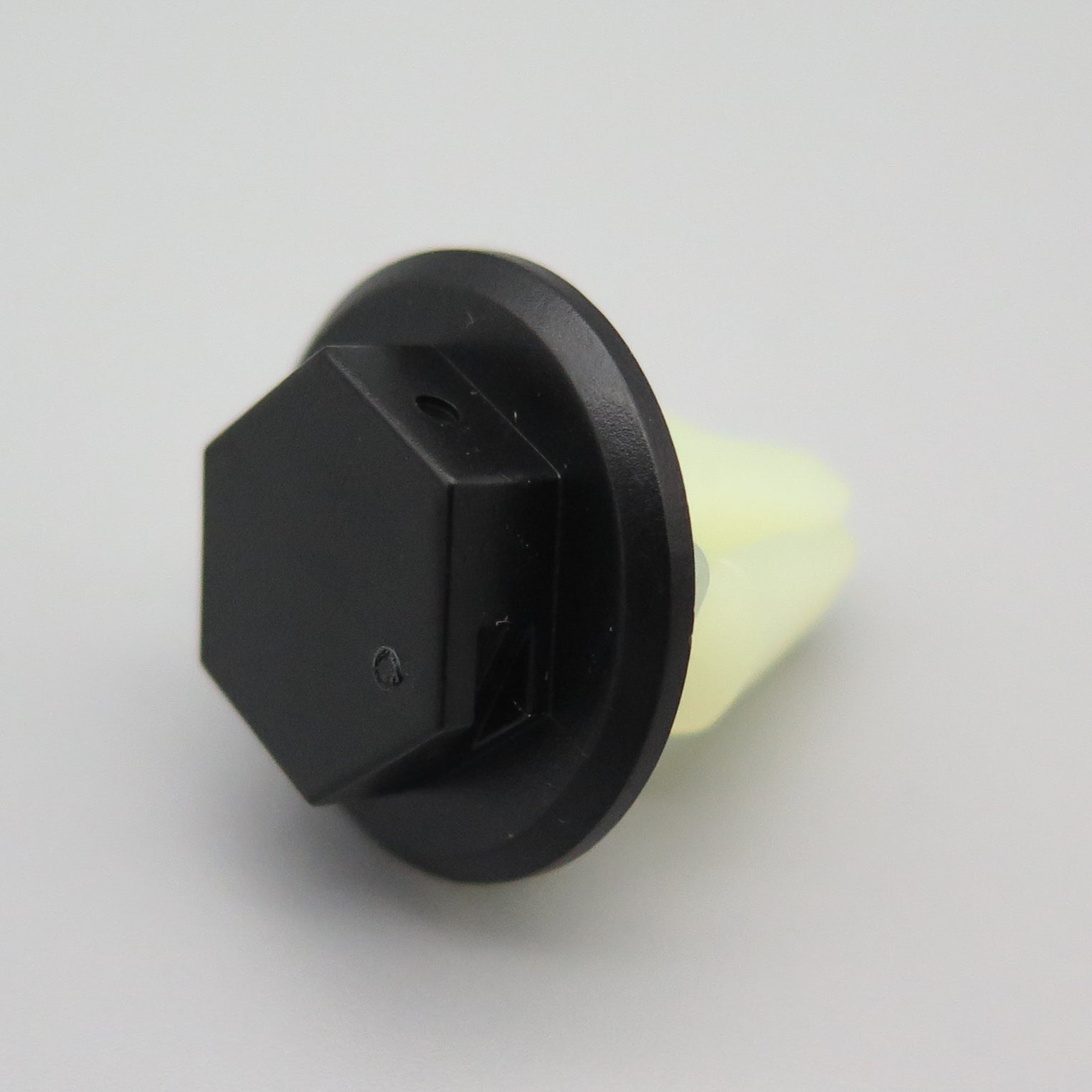 Exterior Moulding Clip - image 3