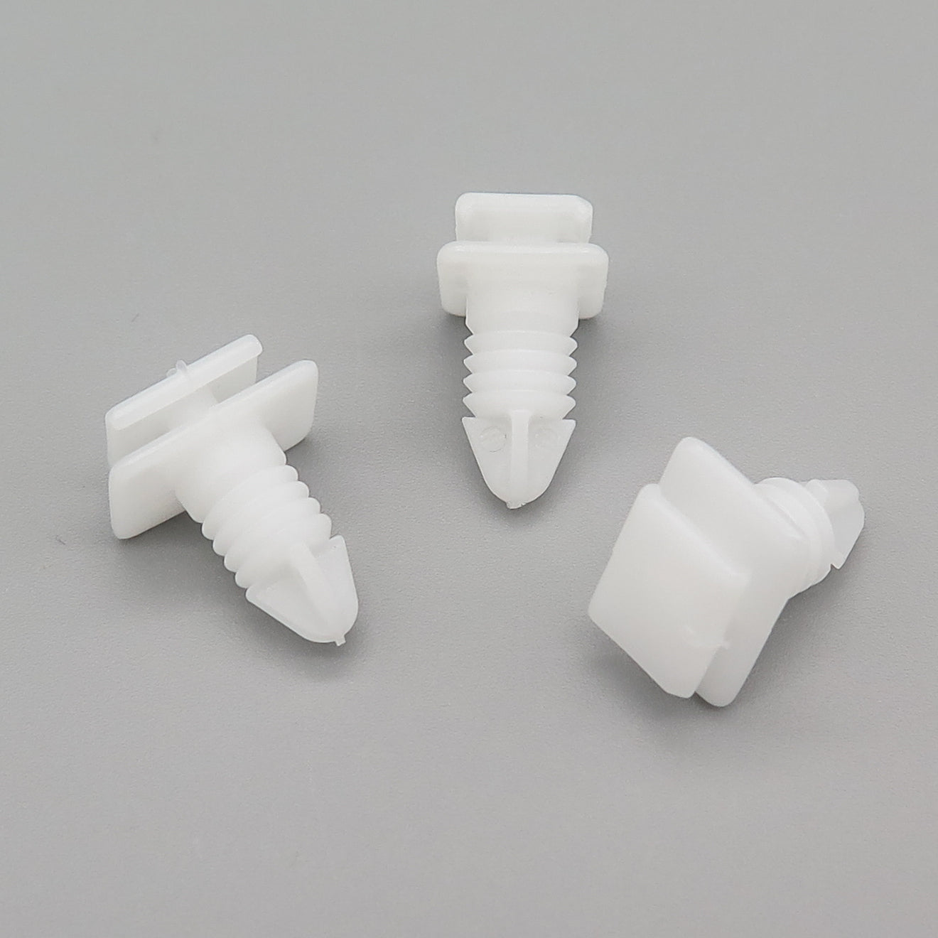 Exterior Moulding Clip, White