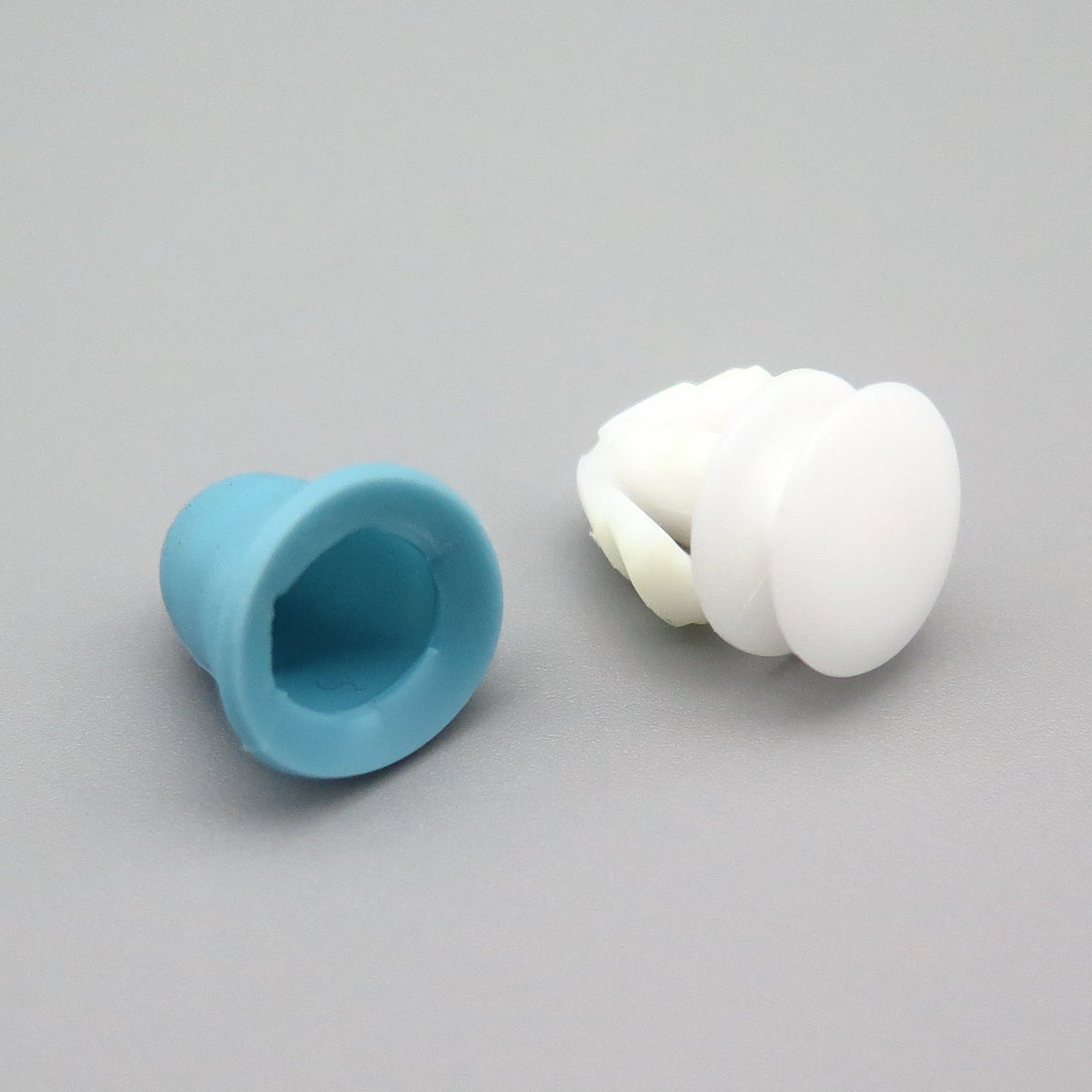 Body Moulding Trim Clips with Rubber Grommet - image 3