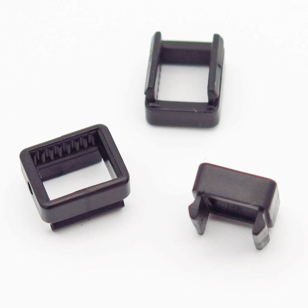 Square Retainer Clip, Black