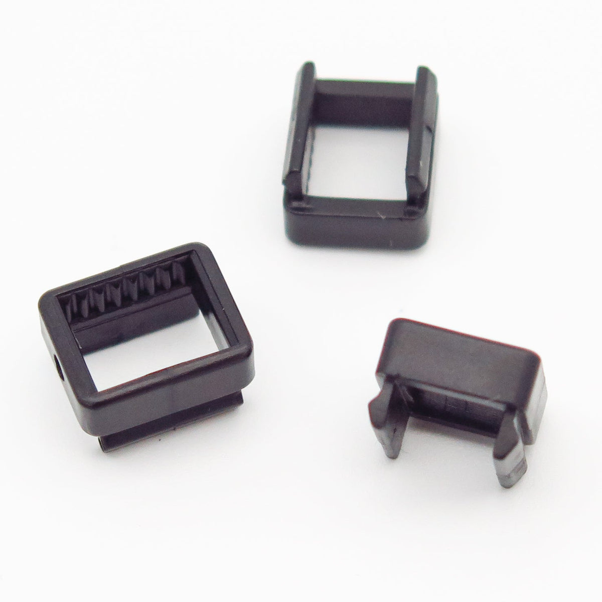 Square Retainer Clip, Black