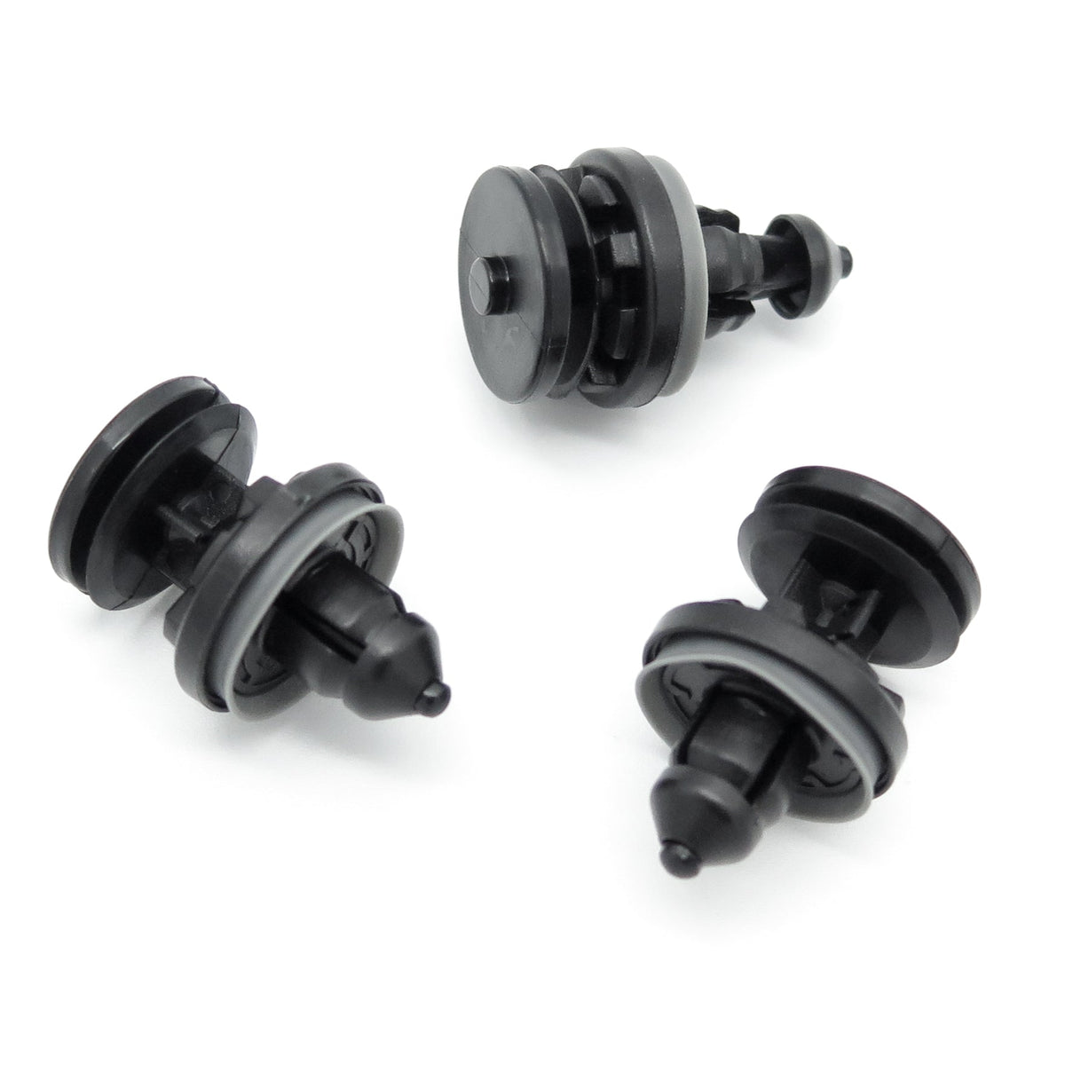 Interior Door Card Mounting Clip, Rubber Seal, Black