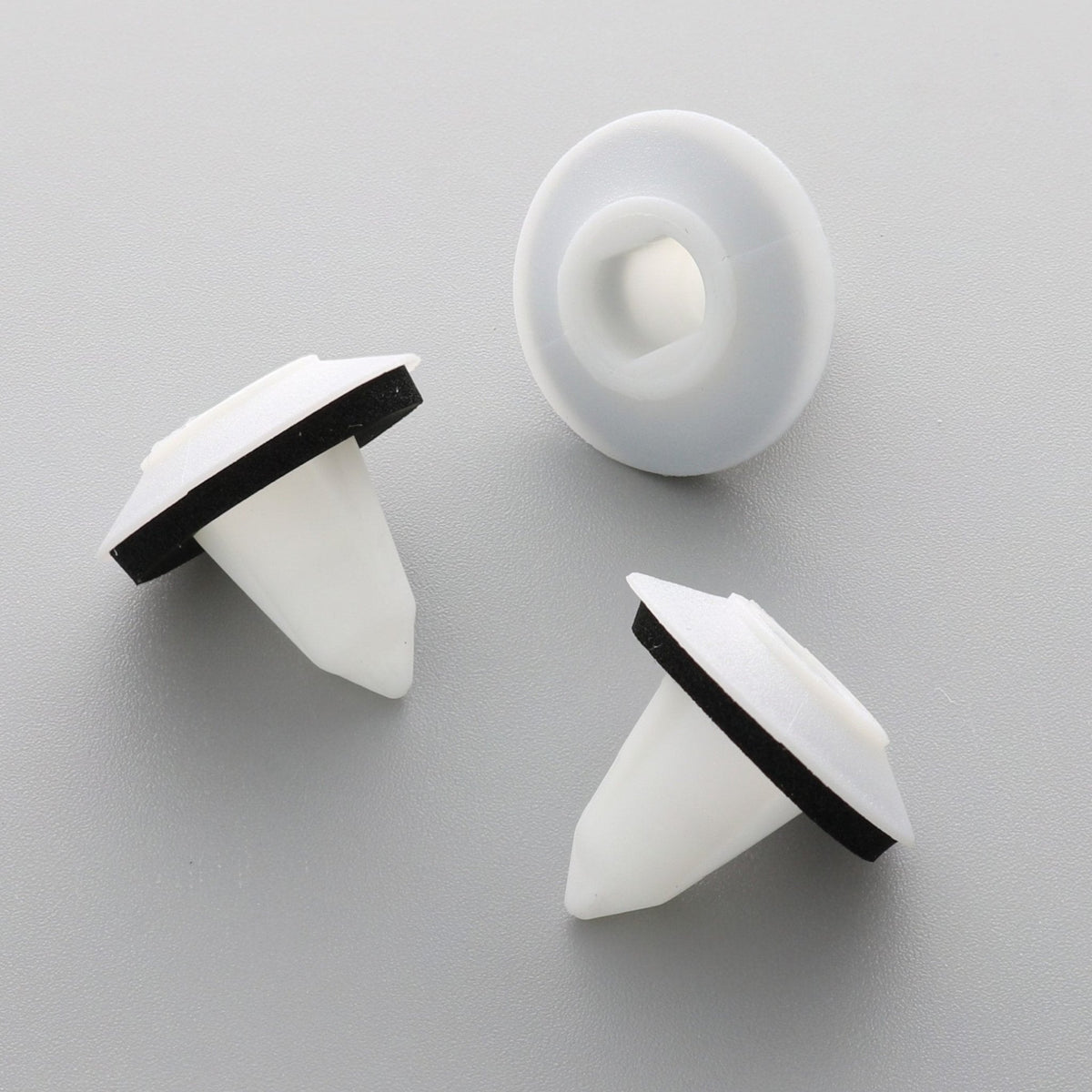 Insert Grommet, White with Washer