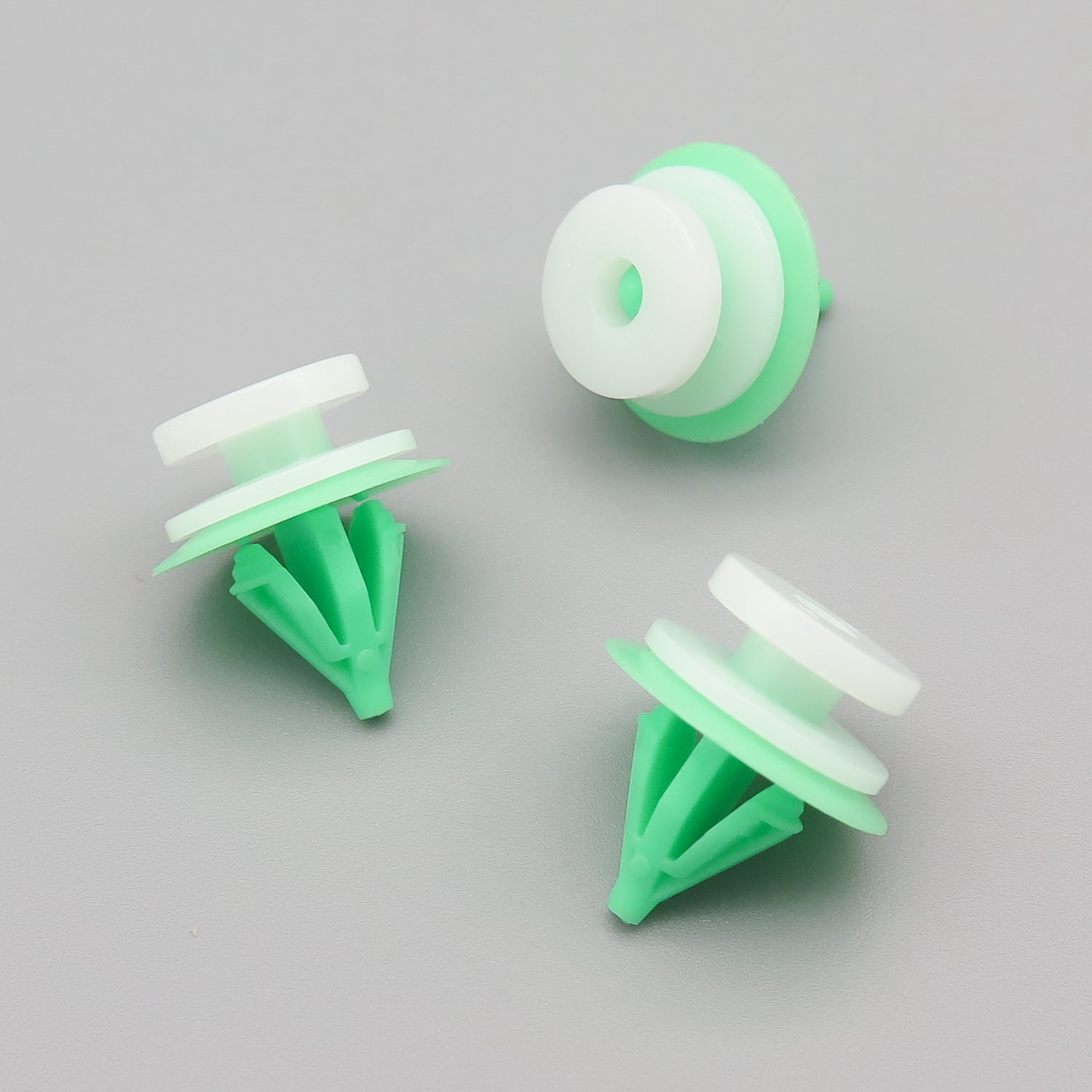 Plastic Trim & Moulding Clip, White / Green