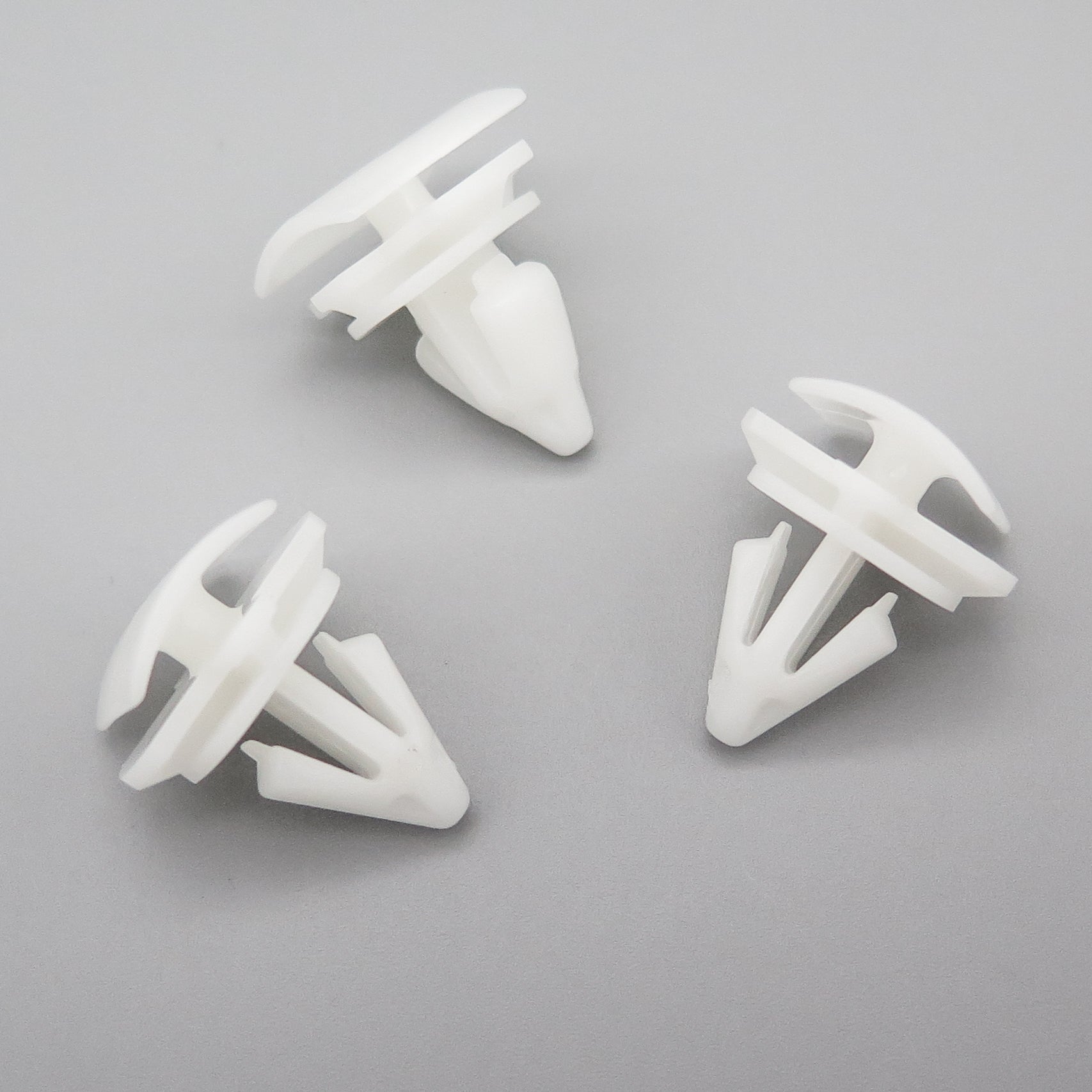 Side Moulding Clip - image 3