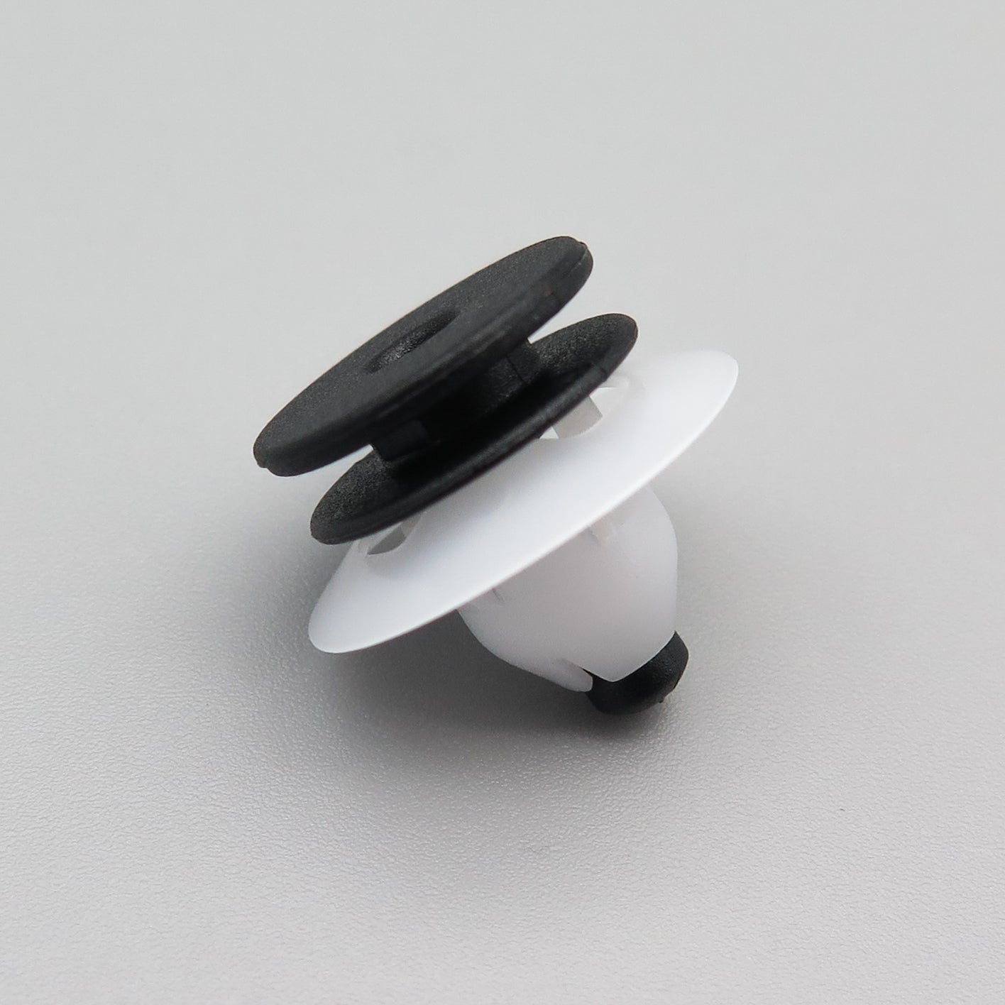 Plastic Fastener, Trim & Moulding Clip, Black and White - image 3