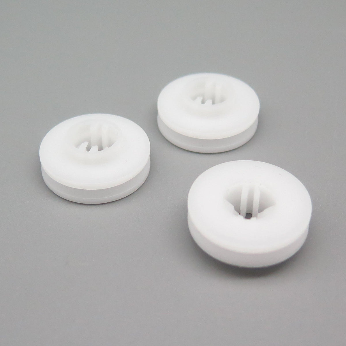Retainer Clip, White